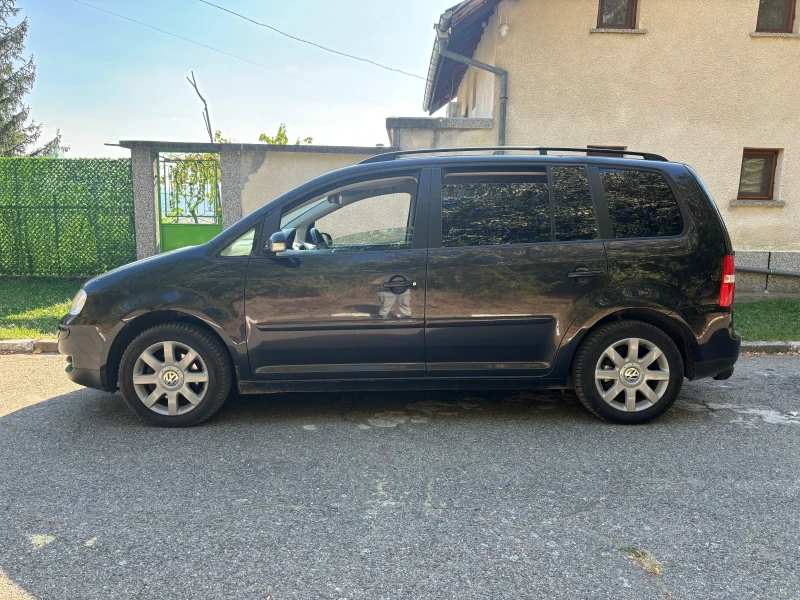 VW Touran, снимка 1 - Автомобили и джипове - 49378466