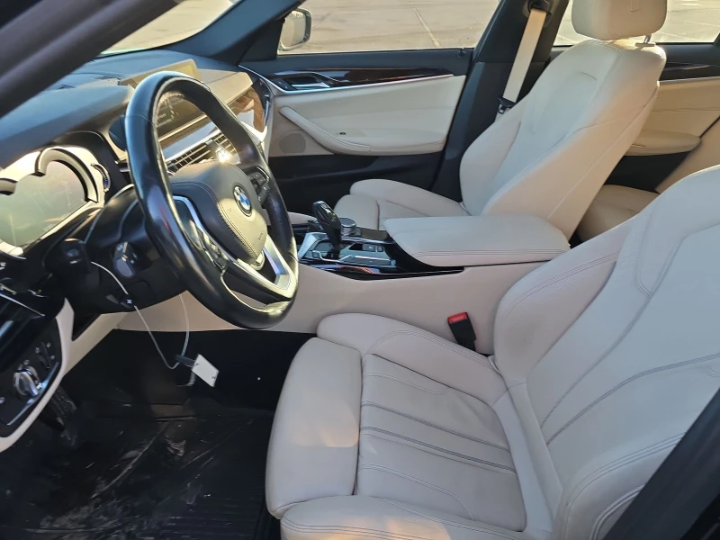 BMW 540 i xDrive * SUNROOF * SHADOW LINE * TIFFANY MINT, снимка 8 - Автомобили и джипове - 52543192