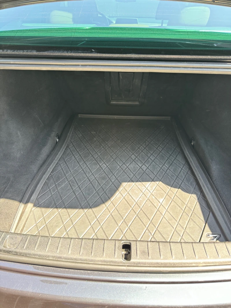 BMW 740 xDrive Sedan, M Sport pack age, Laserlight, снимка 10 - Автомобили и джипове - 52733307