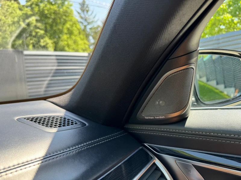 BMW 740 xDrive Sedan, M Sport pack age, Laserlight, снимка 9 - Автомобили и джипове - 52733307