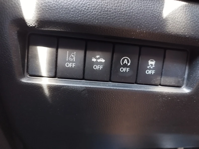 Suzuki Swift GLX, снимка 11 - Автомобили и джипове - 52972432