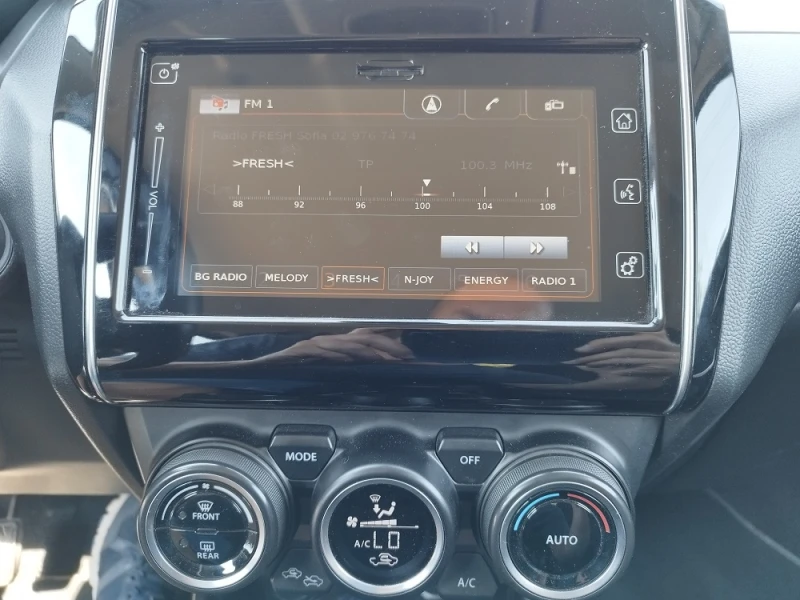 Suzuki Swift GLX, снимка 7 - Автомобили и джипове - 52972432