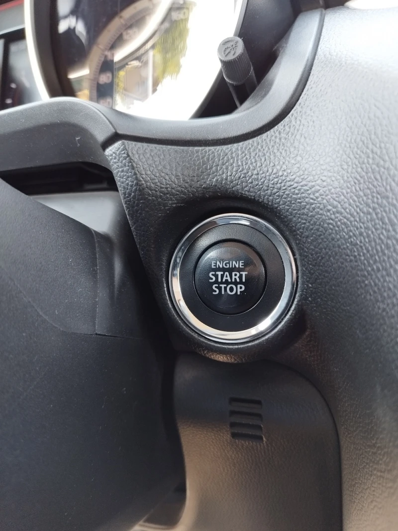 Suzuki Swift GLX, снимка 14 - Автомобили и джипове - 52972432