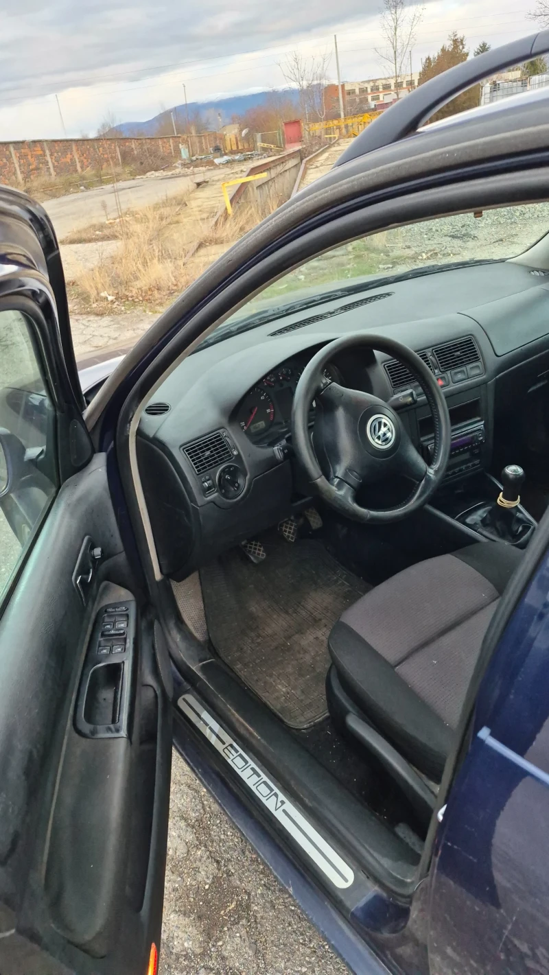 VW Golf, снимка 7 - Автомобили и джипове - 53126166