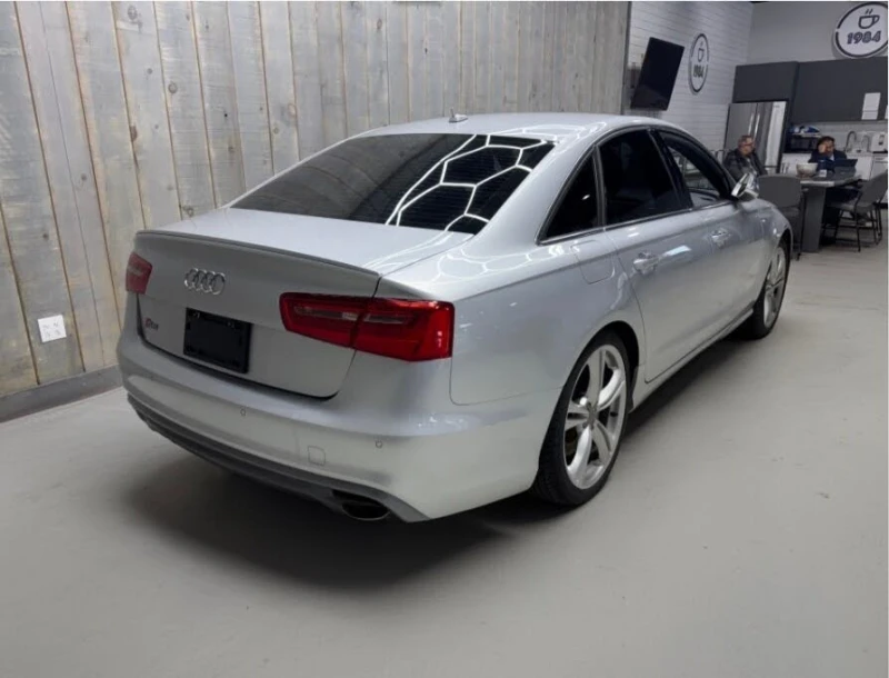Audi S6 4.0T* quattro* АвтоКредит* (ЦЕНА ДО БГ), снимка 5 - Автомобили и джипове - 53419163