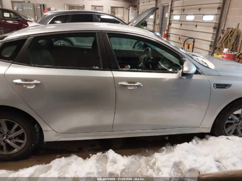 Kia Optima 2.4l Lx, снимка 13 - Автомобили и джипове - 53597912