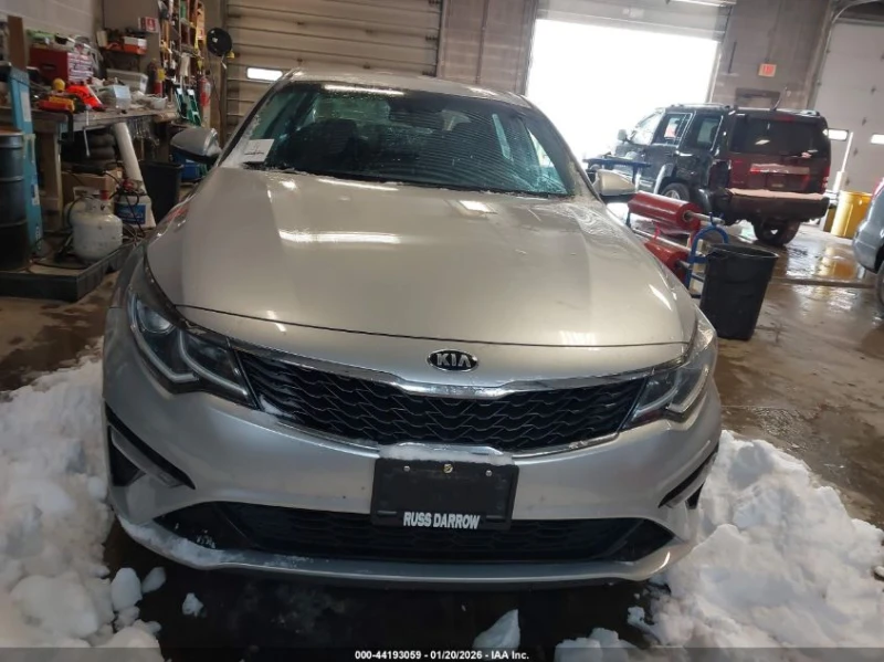 Kia Optima 2.4l Lx, снимка 12 - Автомобили и джипове - 53597912