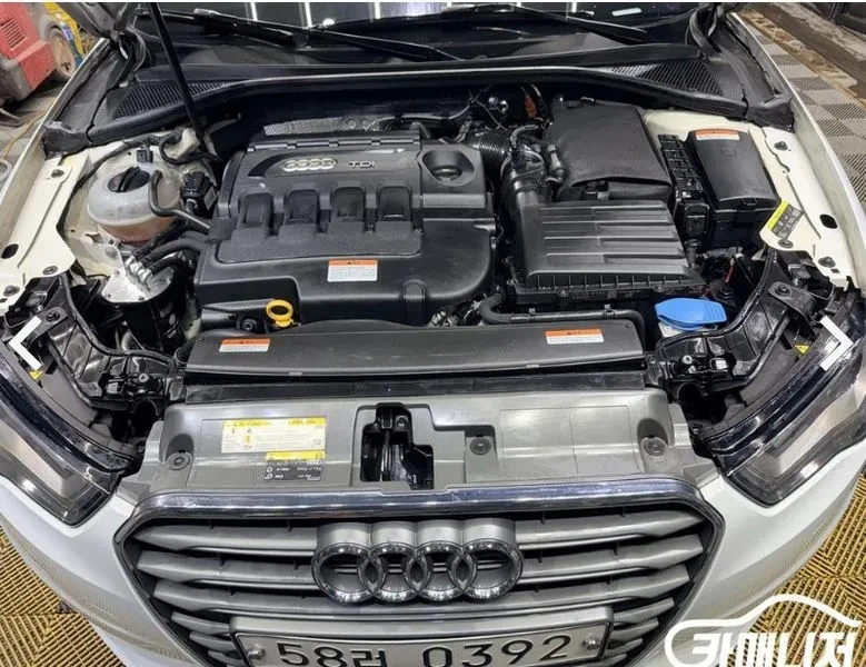 Audi A3 35 Tdi Dynamic 8V, снимка 9 - Автомобили и джипове - 56112445