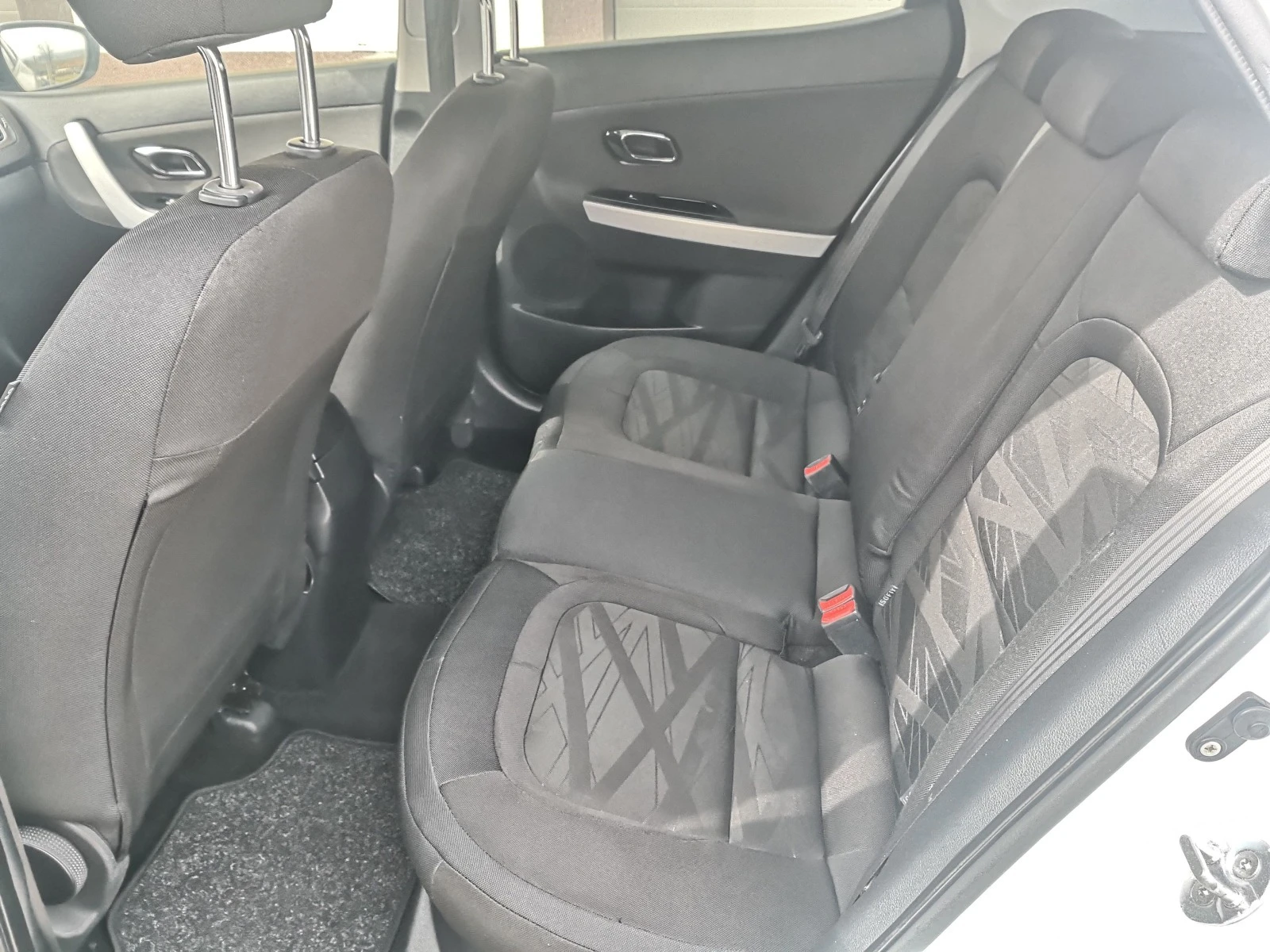 Kia Ceed 1.4 бензин газ | Mobile.bg — изображение 13