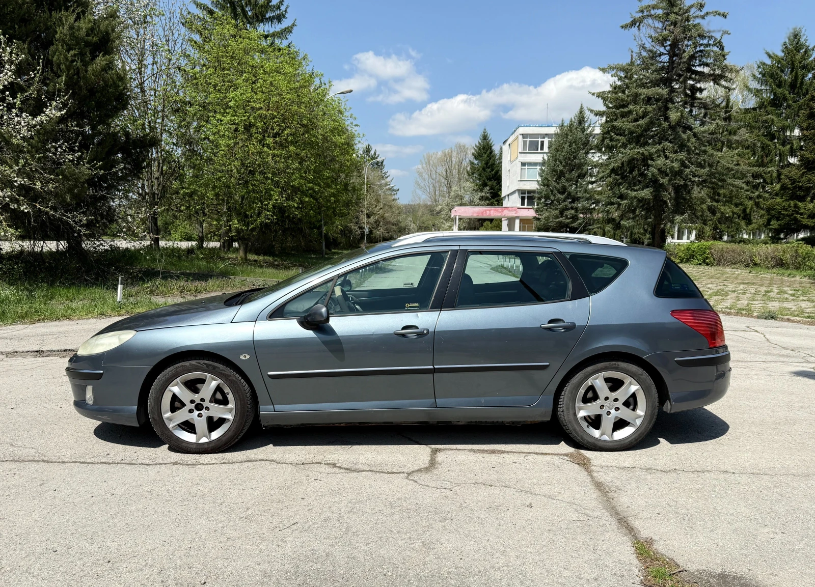 Peugeot 407 2.0HDI/136к.с./JBL/LED/PANO/ПОЛУ-КОЖА - изображение 3