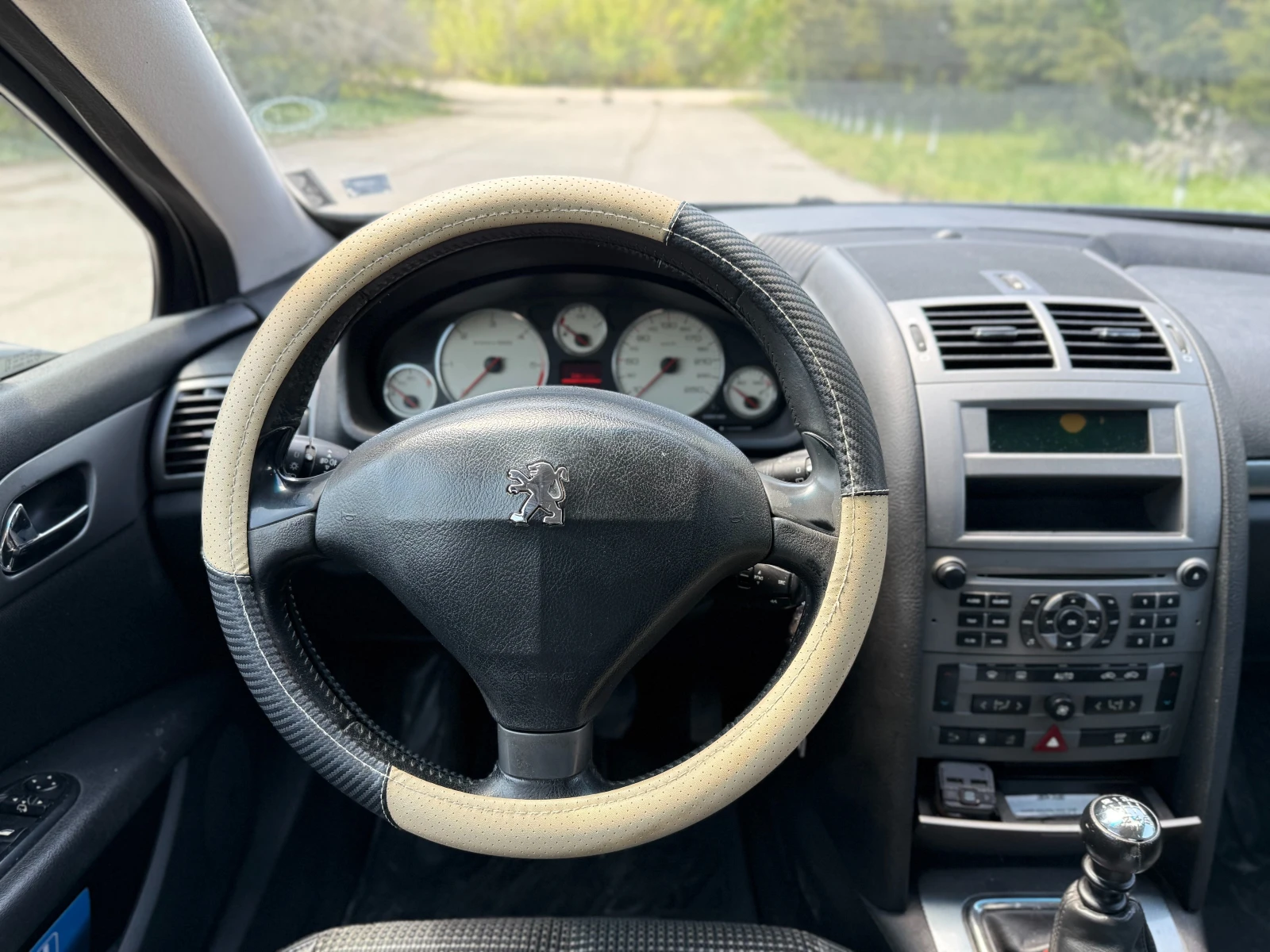 Peugeot 407 2.0HDI/136к.с./JBL/LED/PANO/ПОЛУ-КОЖА - изображение 7