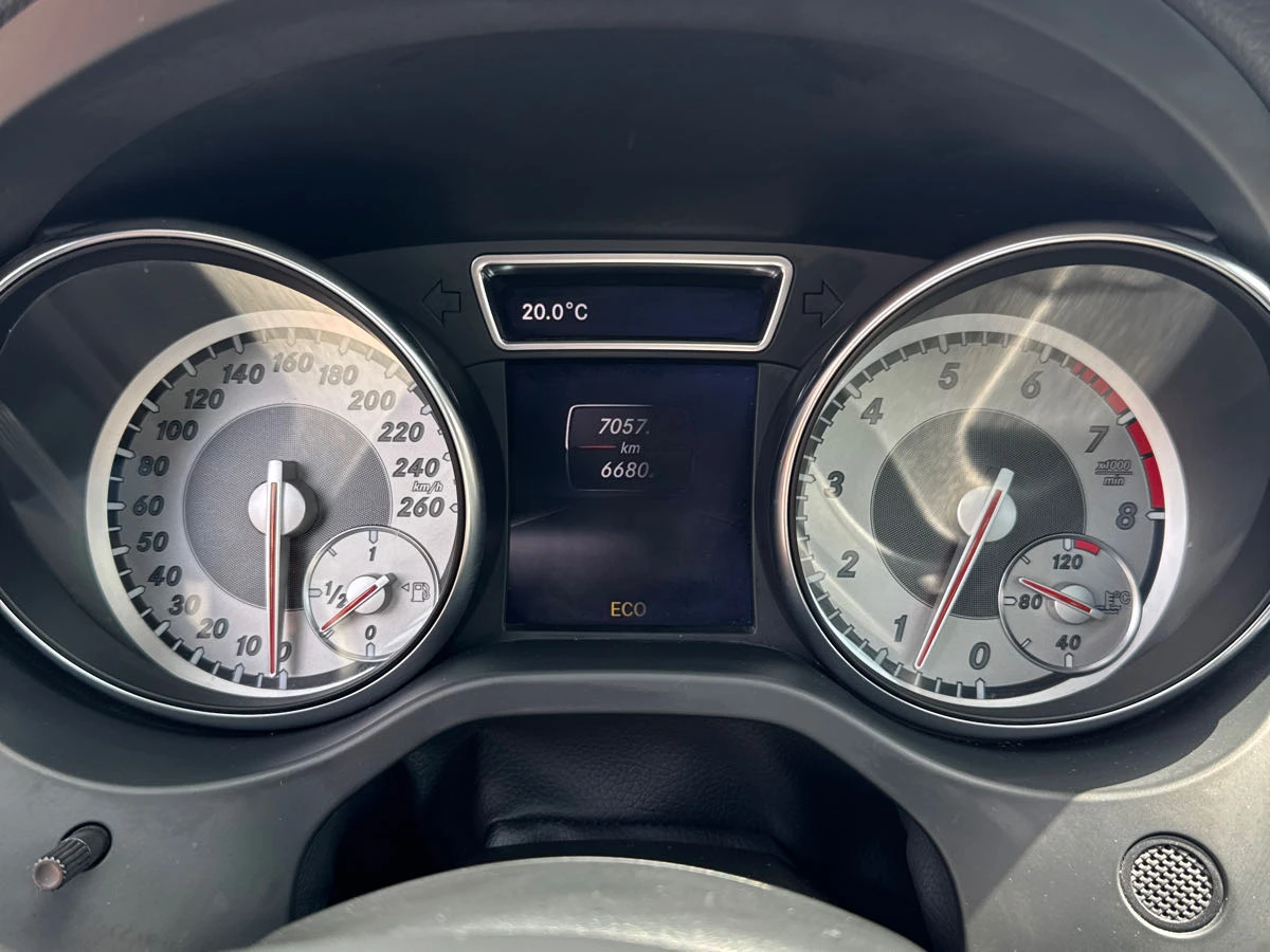 Mercedes-Benz CLA 250 * CARFAX* АВТОФИНАНСИРАНЕ* БЕЗ ПЪРВОНАЧАЛНА ВНОСКА - изображение 8