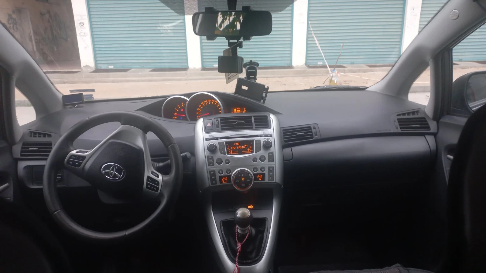 Toyota Verso 7 местна - изображение 3