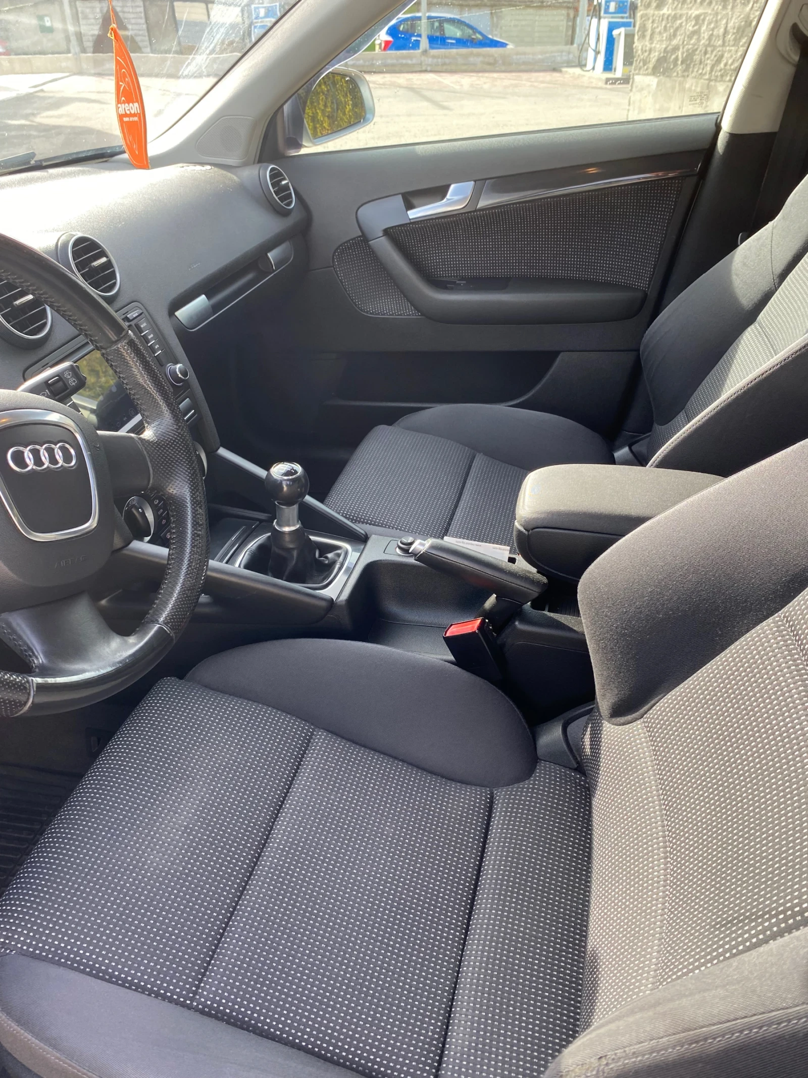 Audi A3 2.0TDI - изображение 2