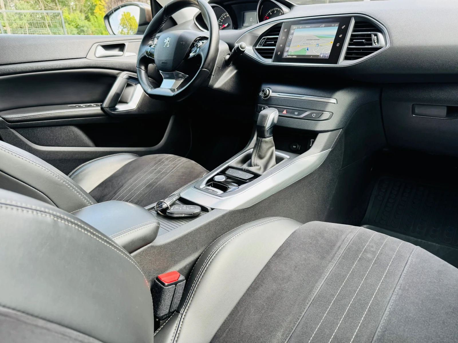 Peugeot 308 * 2.0HDI* AUTO* DISTR* KEYLESS*  | Mobile.bg   13