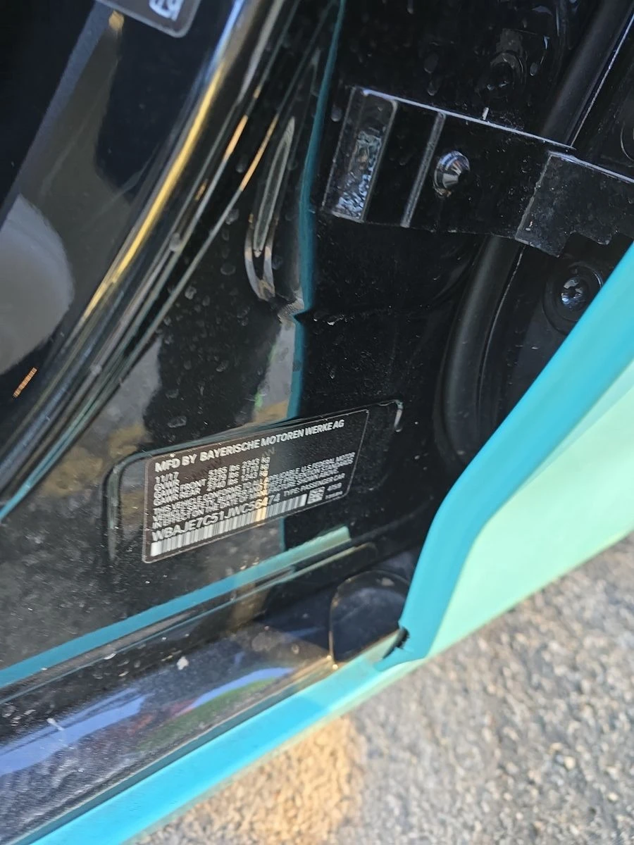 BMW 540 i xDrive * SUNROOF * SHADOW LINE * TIFFANY MINT | Mobile.bg   15