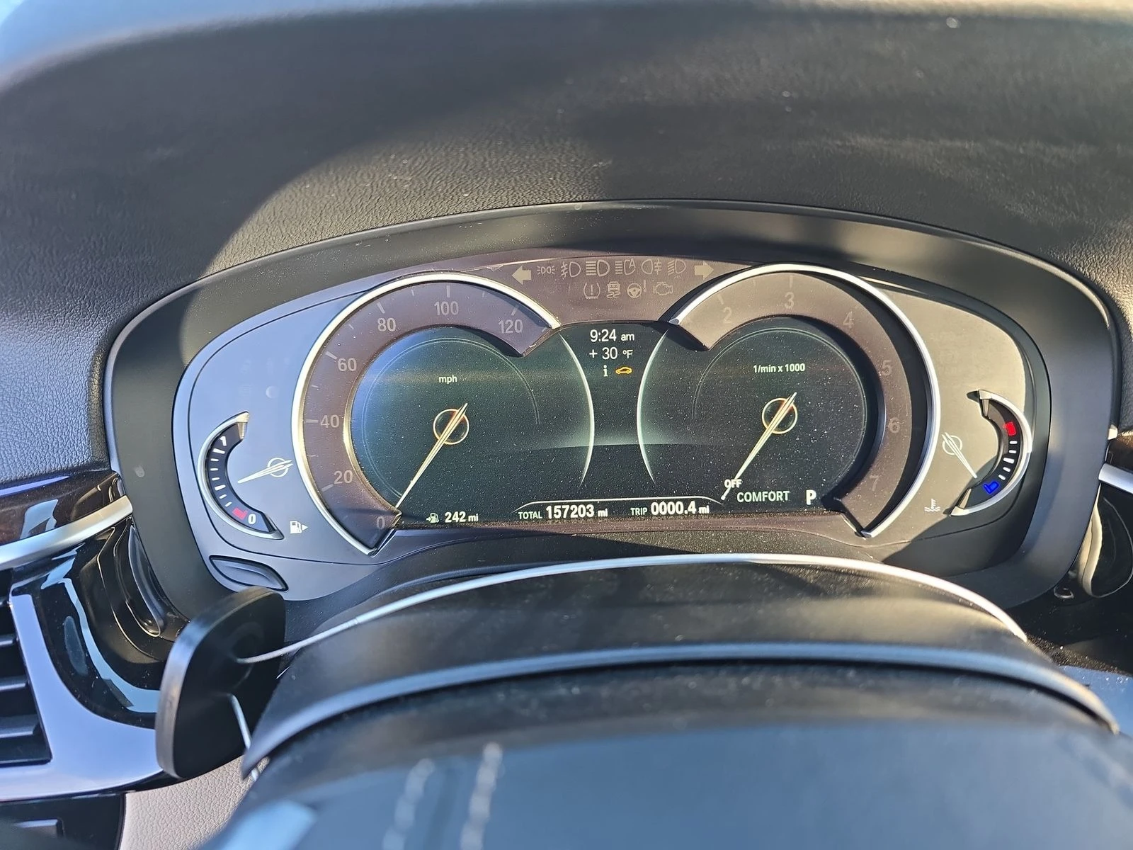 BMW 540 i xDrive * SUNROOF * SHADOW LINE * TIFFANY MINT | Mobile.bg   13