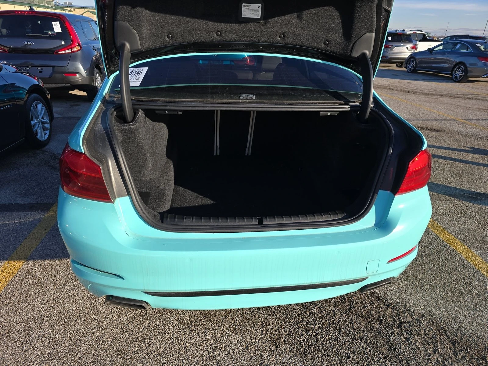 BMW 540 i xDrive * SUNROOF * SHADOW LINE * TIFFANY MINT | Mobile.bg   17