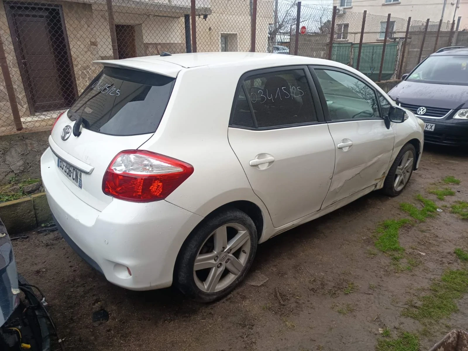 Toyota Auris 2.0 D4D ШЕСТ СКОРОСТИ - изображение 3