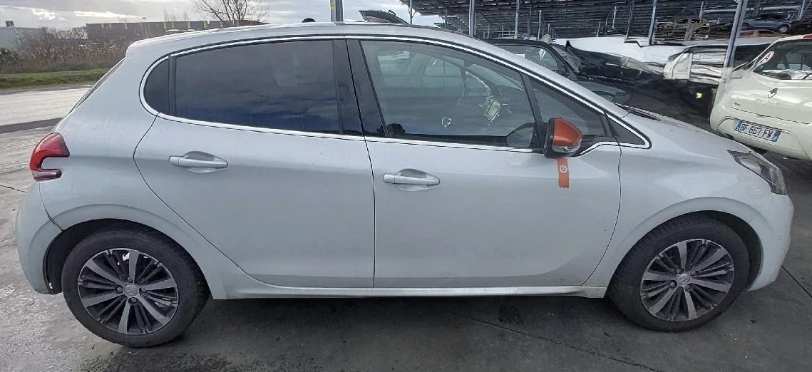 Peugeot 208 AUTOMATIC EURO 6 Rolland Garros! | Mobile.bg � ����������� 6