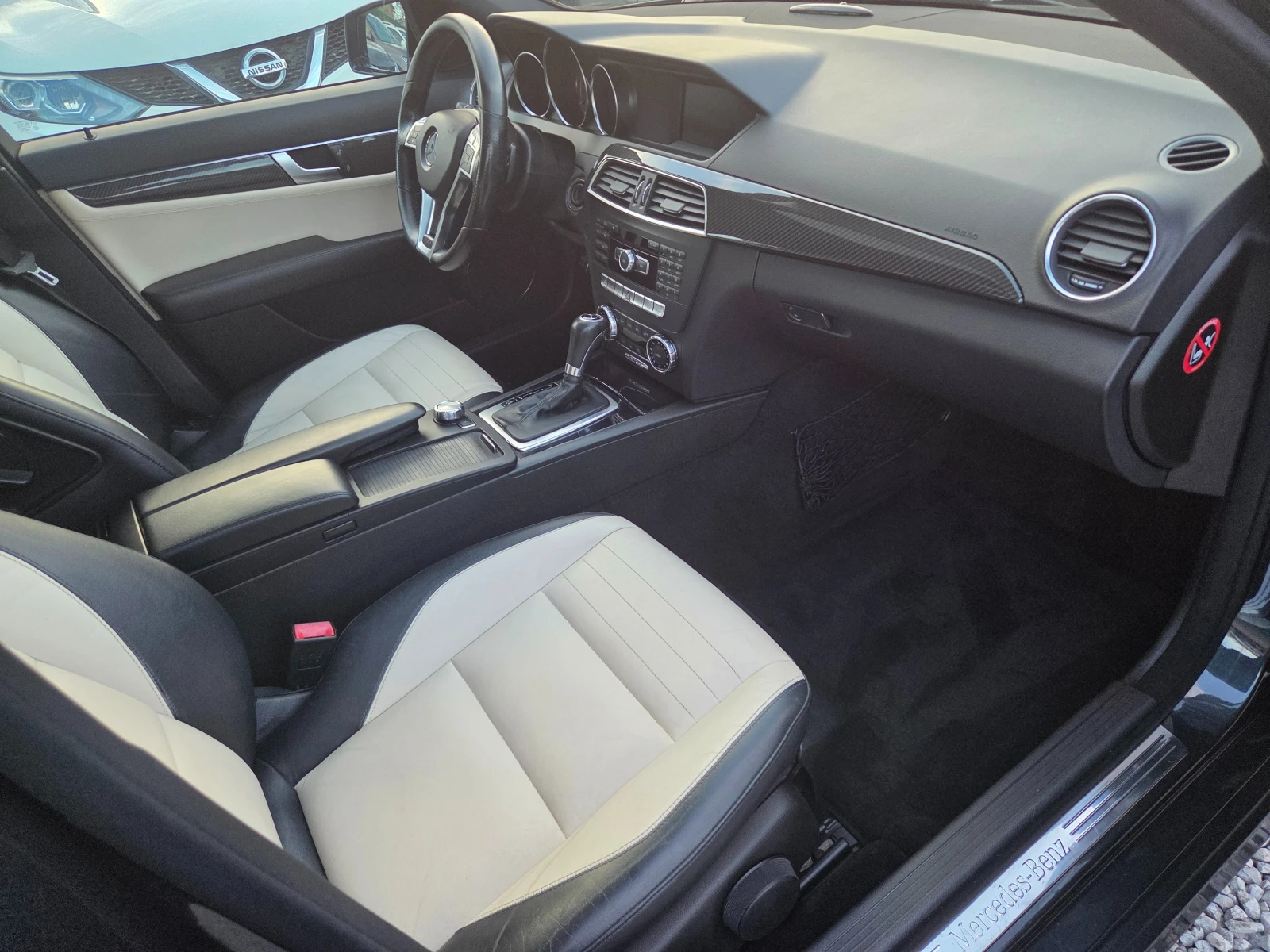 Mercedes-Benz C 300 3.0CDI Designo 4x4 AMG | Mobile.bg � ����������� 12