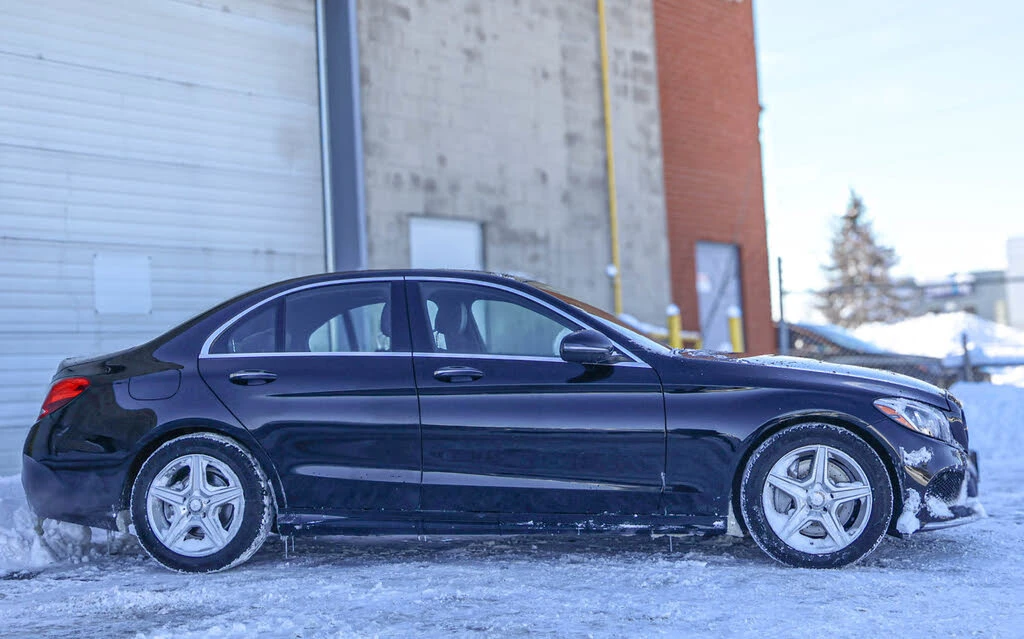 Mercedes-Benz C 300 АMG* ПАМЕТ* ПАНОРАМА* КАМЕРА* ПОДГРЕВ* КОЖА - изображение 7