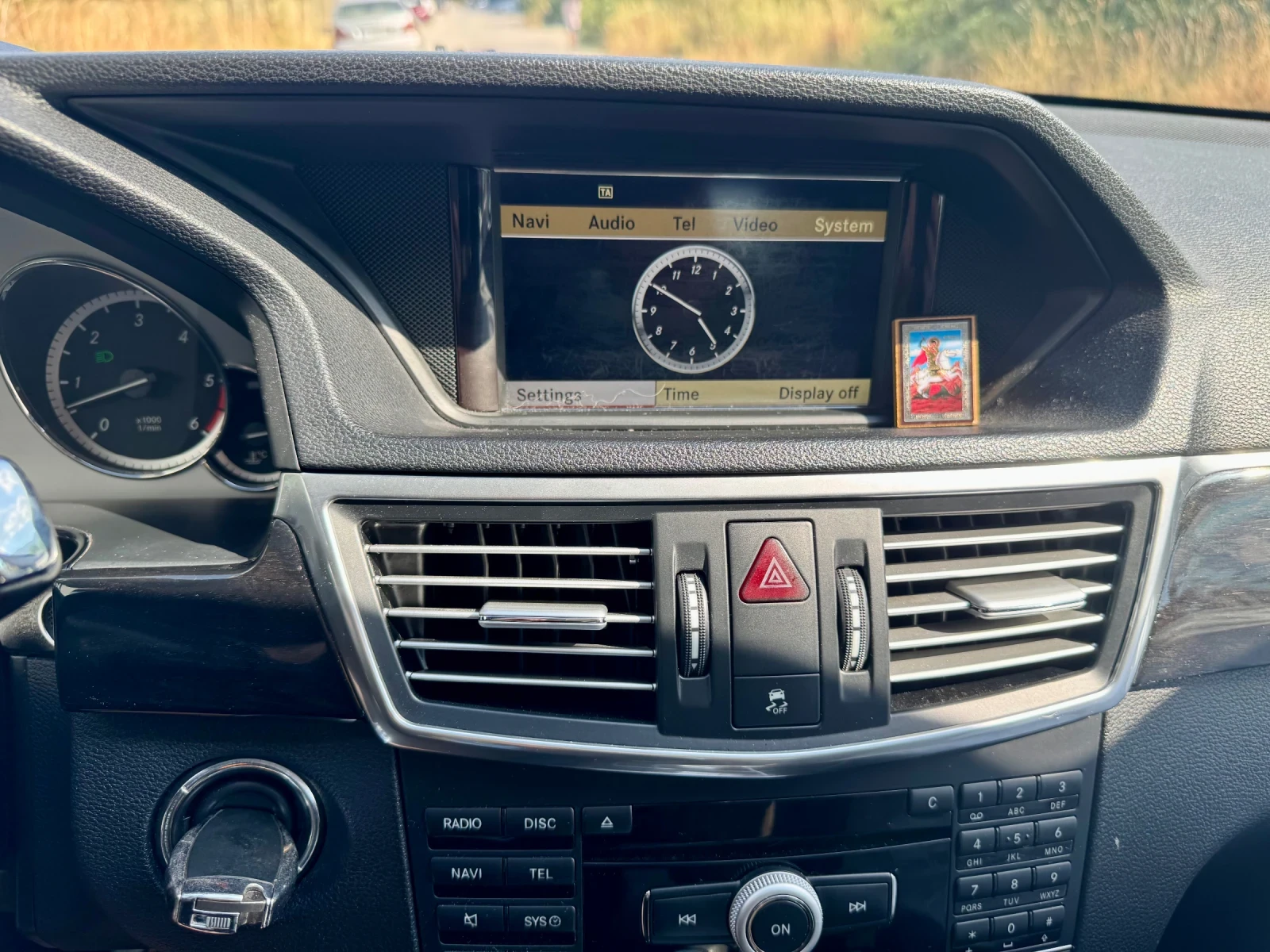 Mercedes-Benz E 350 Mercedes E350 Avantgarde, снимка 16 - Автомобили и джипове - 53767222