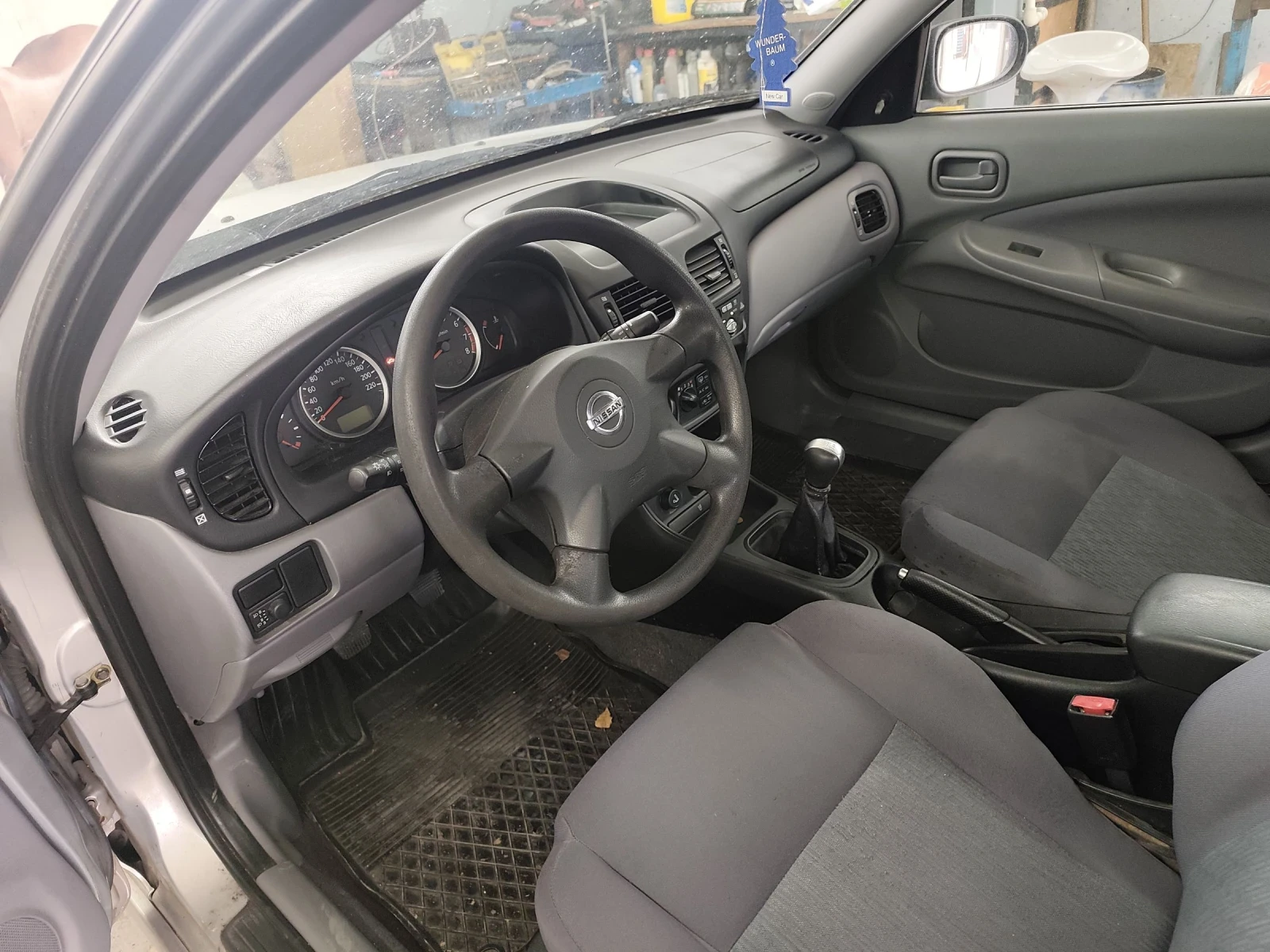 Nissan Almera 1.5/90к.с., снимка 5 - Автомобили и джипове - 53999484