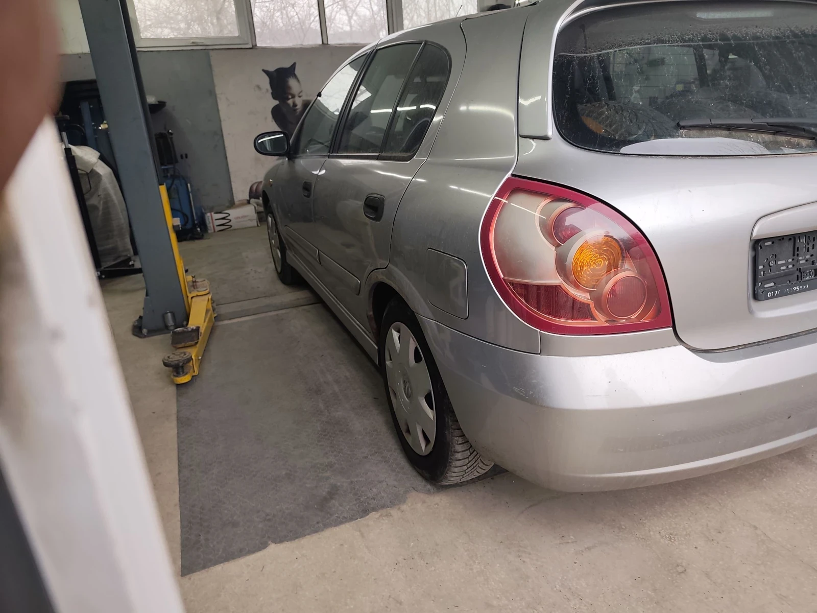 Nissan Almera 1.5/90к.с., снимка 4 - Автомобили и джипове - 53999484