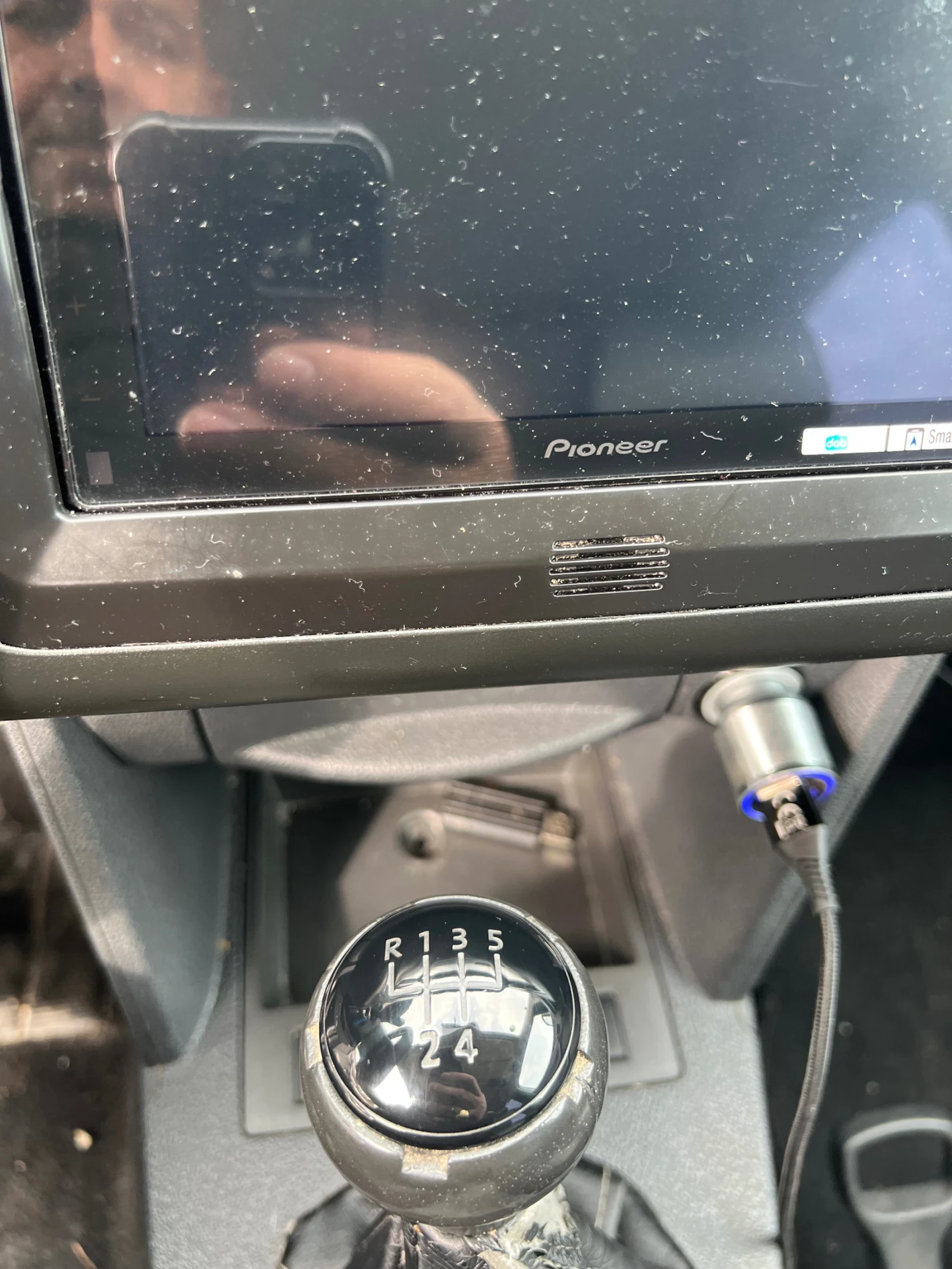 VW Caddy, снимка 12 - Автомобили и джипове - 54031145