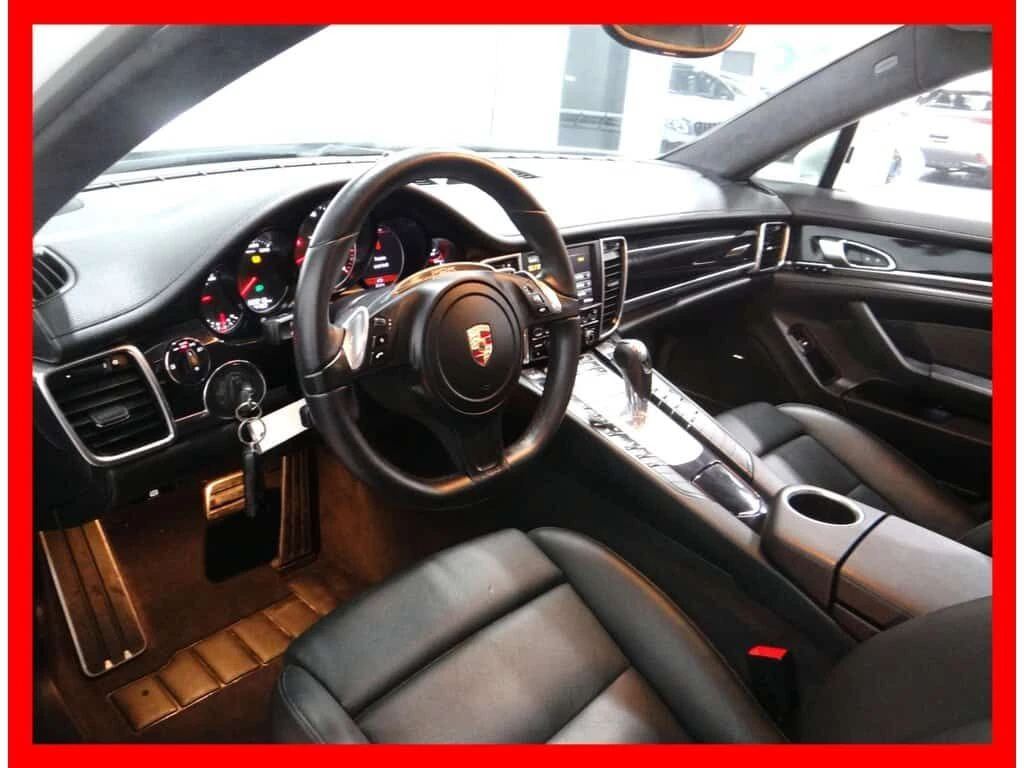 Porsche Panamera * 4 * CHRONO PKG/NAVI/BACKUP CAM/LEATHER/SUNROOF/L, снимка 10 - Автомобили и джипове - 54055988