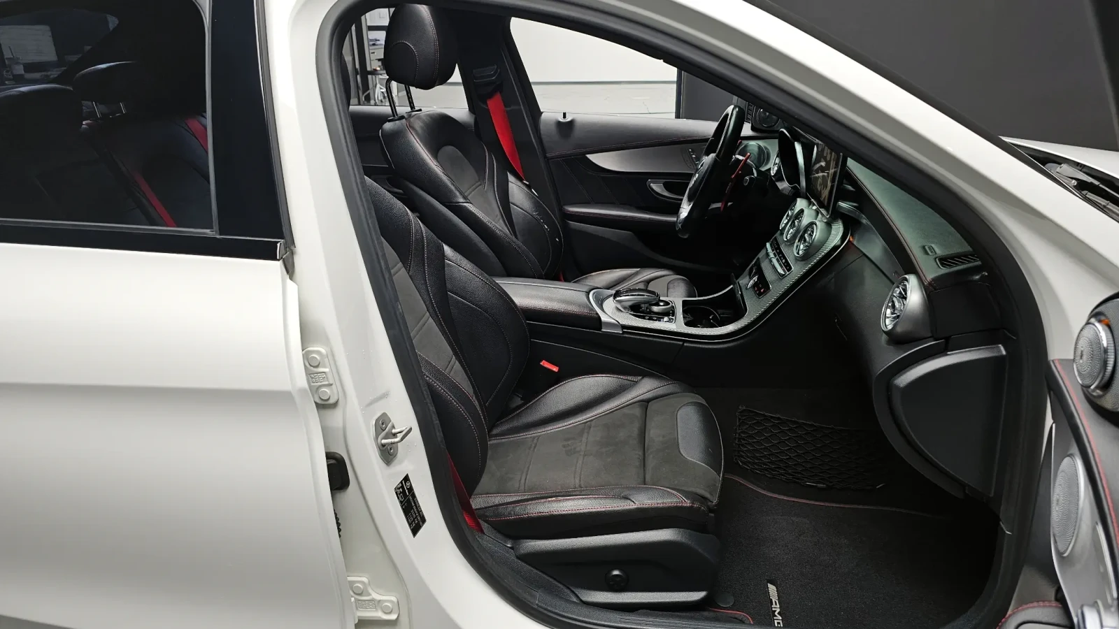 Mercedes-Benz C 43 AMG HEAD-UP* F1* BURMASTER* DYNAMICA* КРАЙНА ЦЕНА, снимка 15 - Автомобили и джипове - 54388307