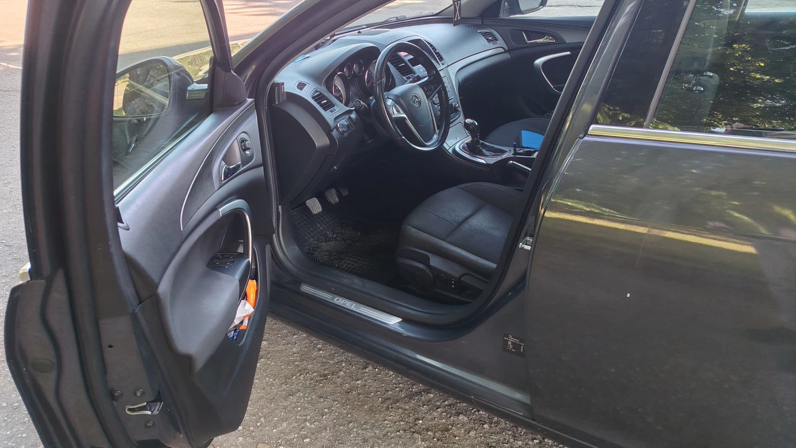 Opel Insignia 1, 8, снимка 11 - Автомобили и джипове - 54448214