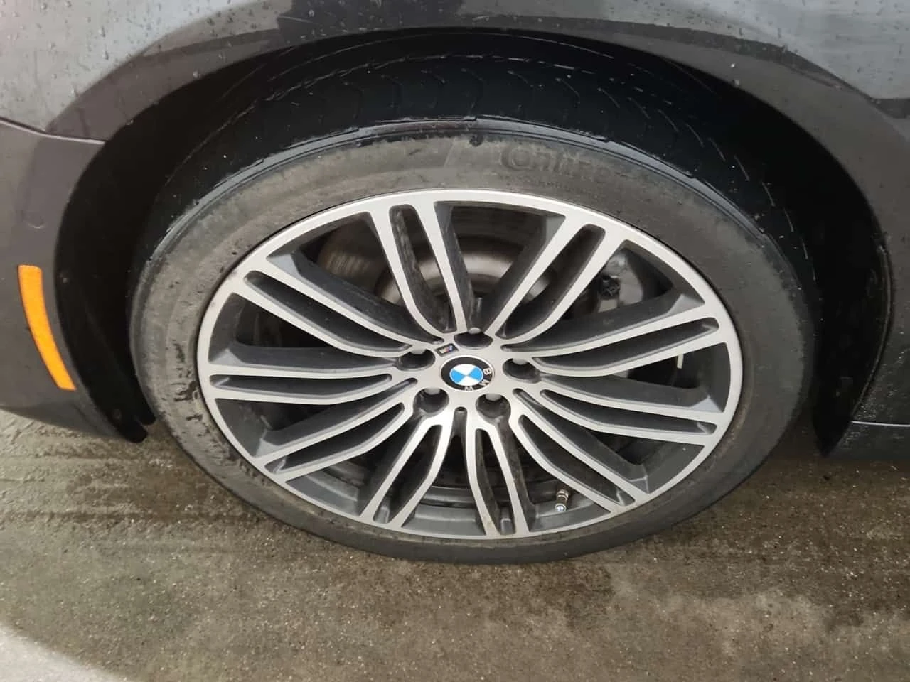 BMW 530 * M-Sport * LED фарове * 360 * Дистроник * , снимка 15 - Автомобили и джипове - 54758270