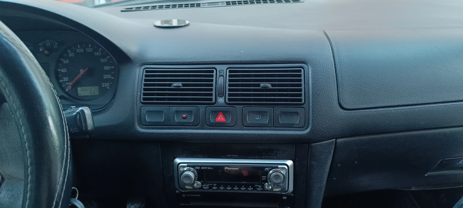 VW Golf 4, снимка 5 - Автомобили и джипове - 54761880
