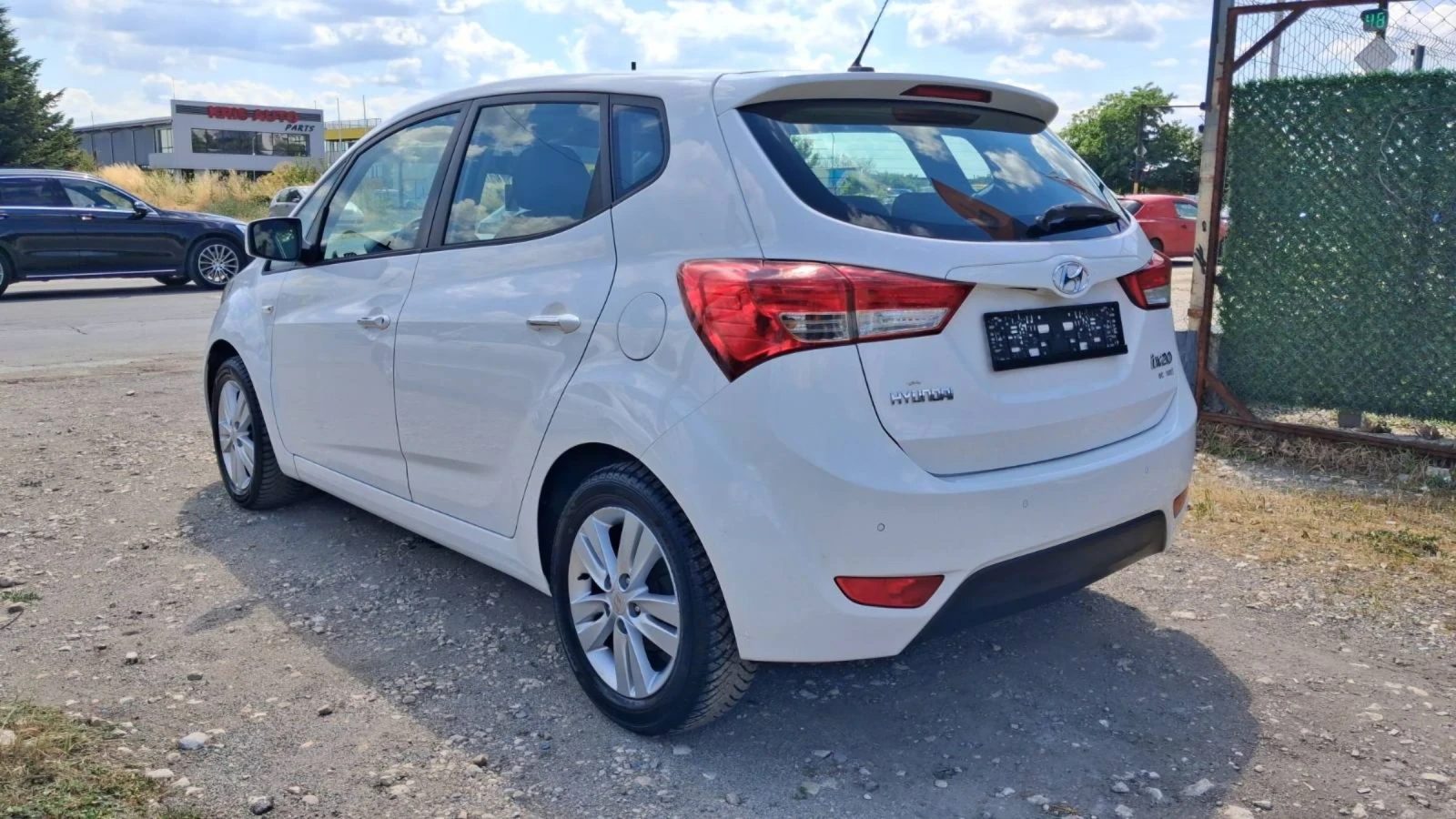 Hyundai Ix20 1.4i-LPG, снимка 2 - Автомобили и джипове - 55170237