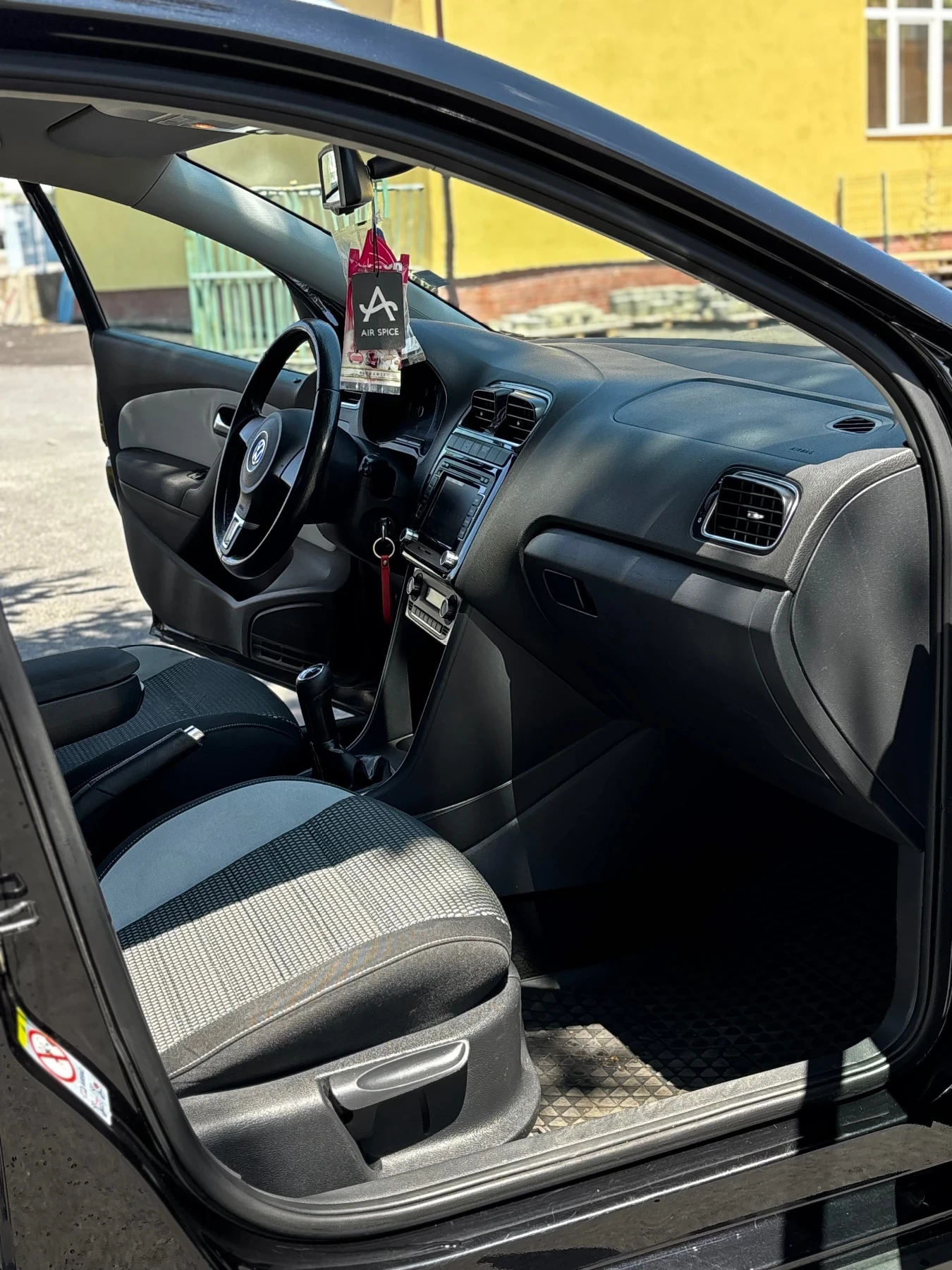 VW Polo Cross , снимка 9 - Автомобили и джипове - 55444338