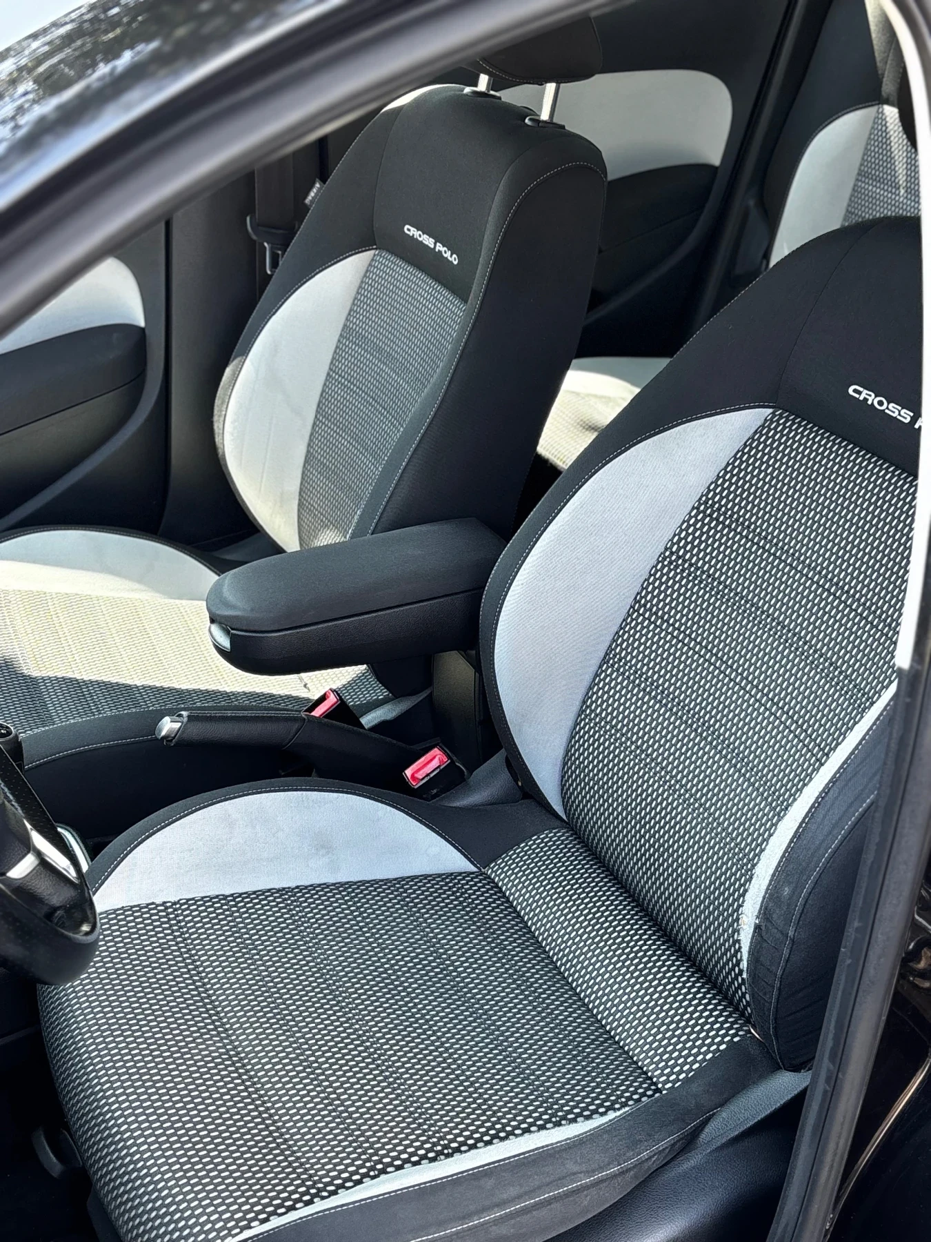 VW Polo Cross , снимка 12 - Автомобили и джипове - 55444338