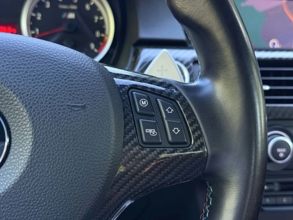 BMW M3 АвтоКредит * (ЦЕНА ДО БГ), снимка 10 - Автомобили и джипове - 55580617