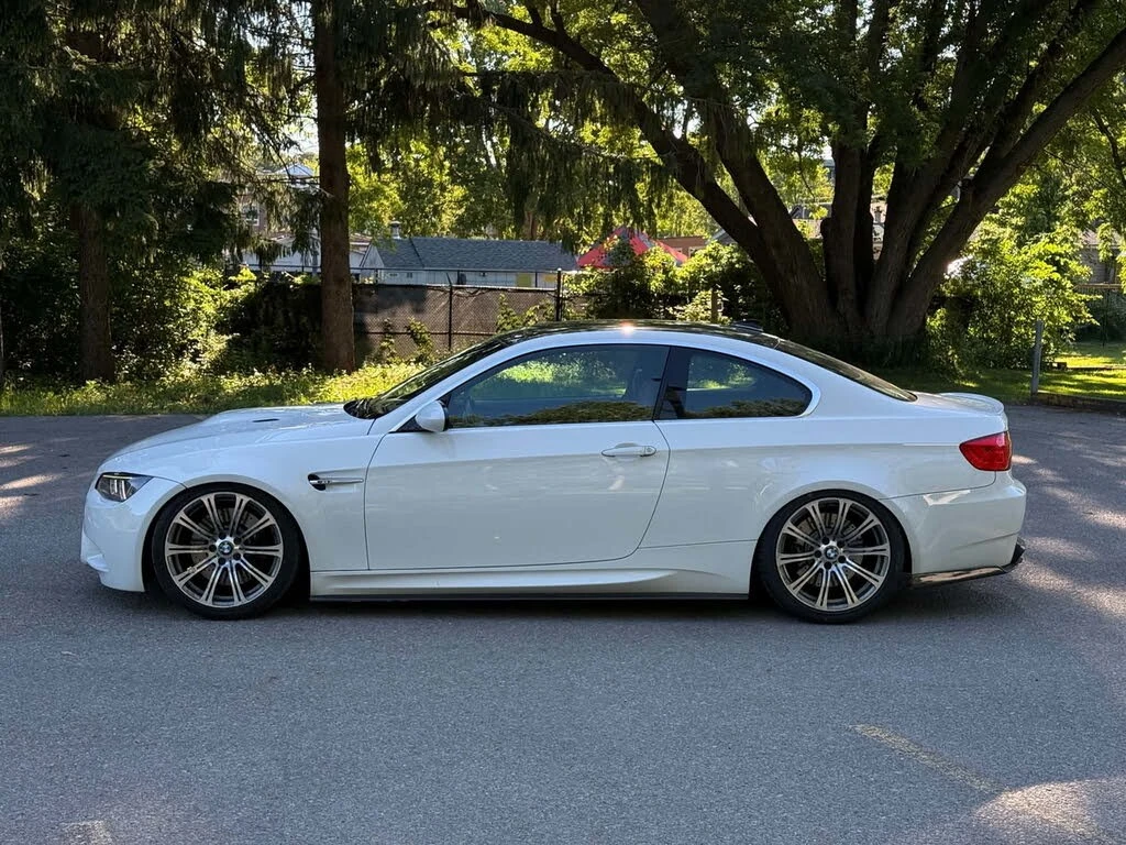 BMW M3 АвтоКредит * (ЦЕНА ДО БГ), снимка 2 - Автомобили и джипове - 55580617
