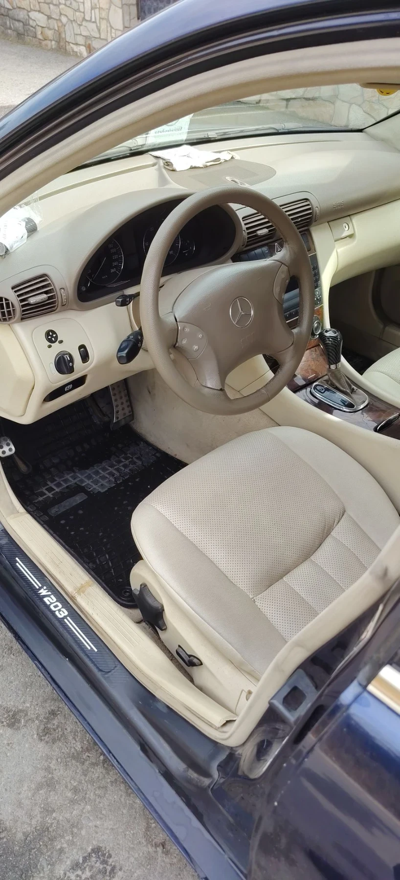 Mercedes-Benz C 200, снимка 10 - Автомобили и джипове - 56512988