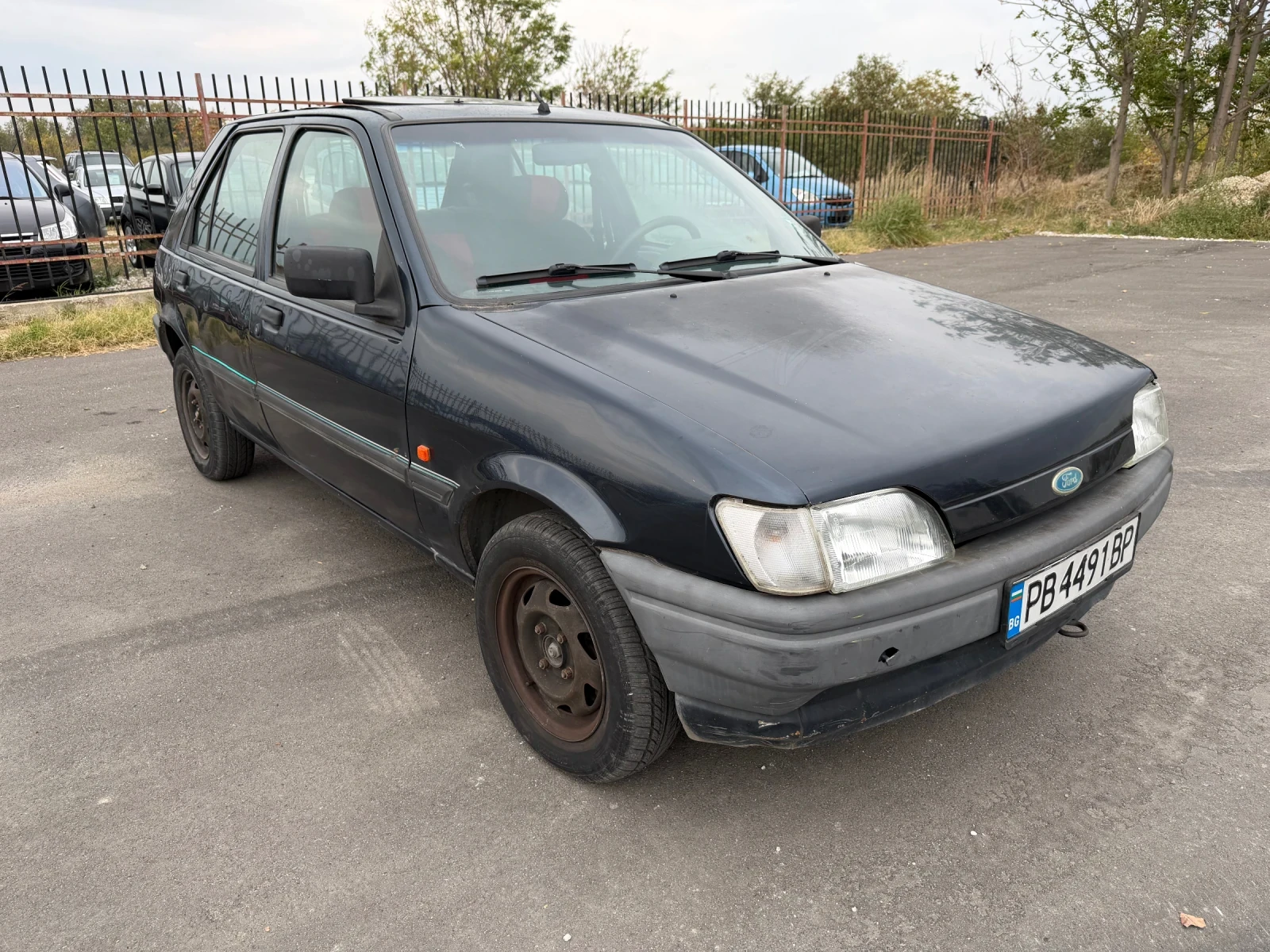 Ford Fiesta 1.3 Бензин, снимка 5 - Автомобили и джипове - 56658510