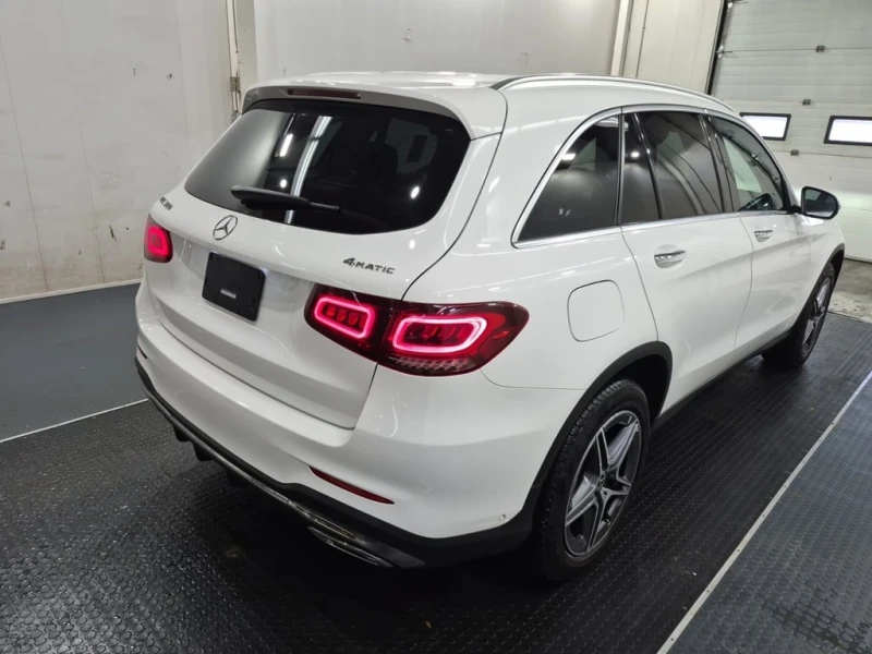 Mercedes-Benz GLC * 300 * CARFAX * ЦЕНА ДО БГ, снимка 3 - Автомобили и джипове - 52878725