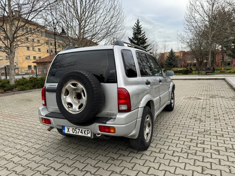 Suzuki Grand vitara 2.0, снимка 3 - Автомобили и джипове - 53505723