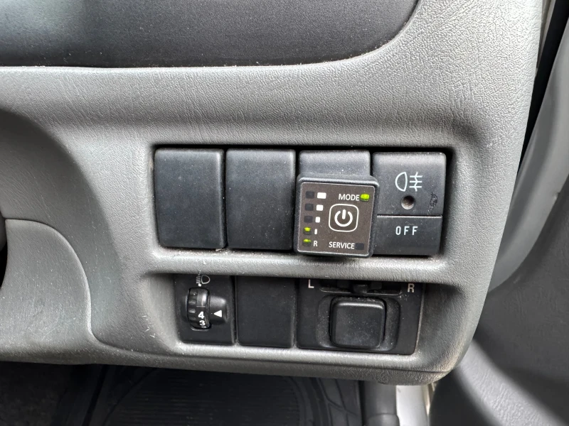 Suzuki Grand vitara 2.0, снимка 9 - Автомобили и джипове - 53505723