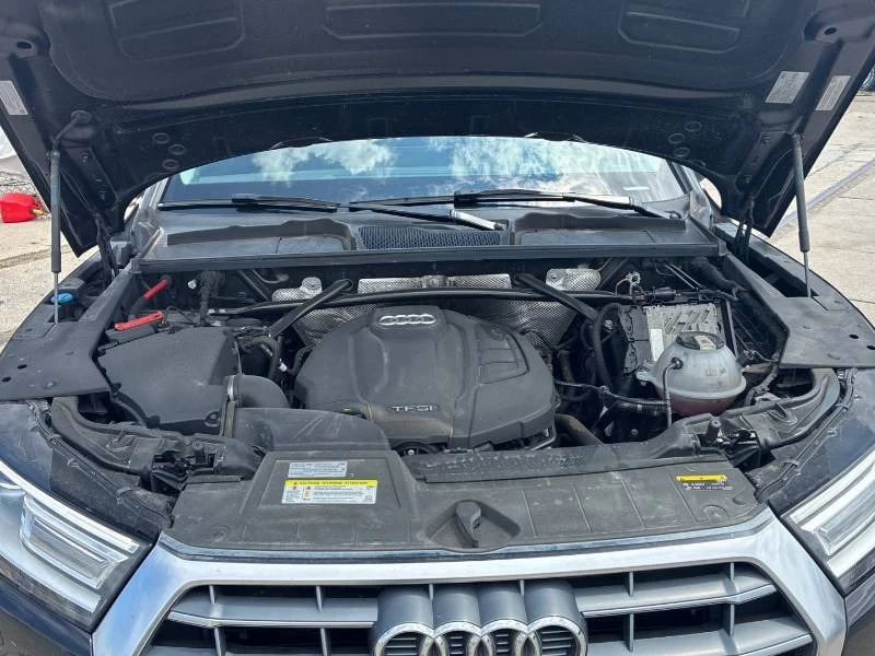 Audi Q5 * KOMFORT * ОПЦИЯ ЗА ФИНАНСИРАНЕ * CARFAX, снимка 17 - Автомобили и джипове - 55434449