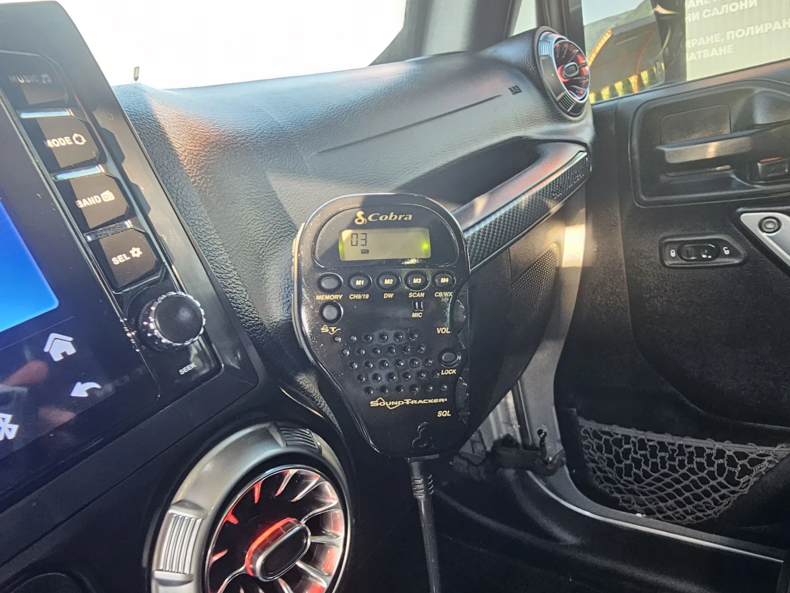 Jeep Wrangler RUBICON   | Mobile.bg   15