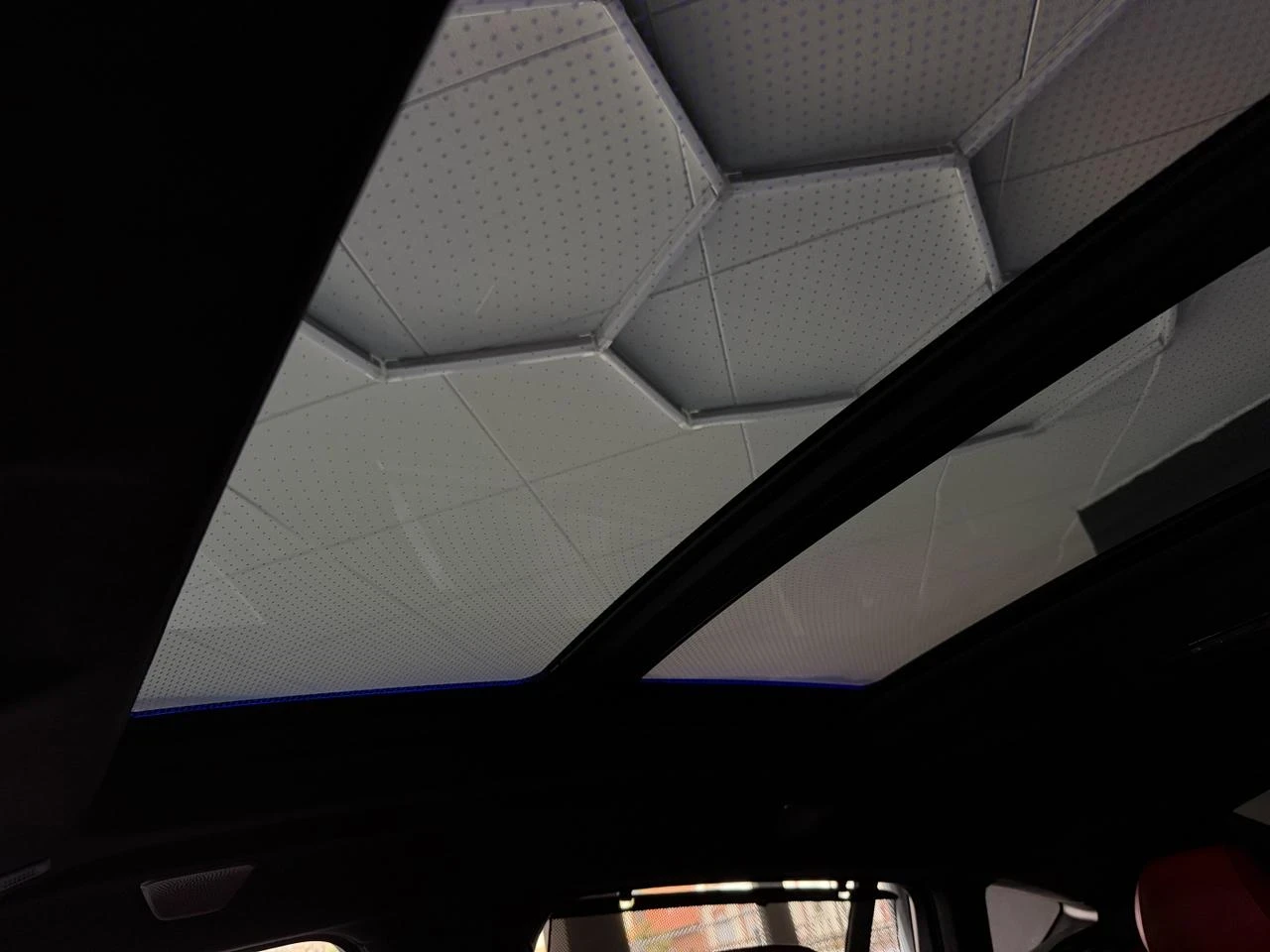 BMW X6 M Competition BowersWilkins Carbon SkyLounge 360 | Mobile.bg   17