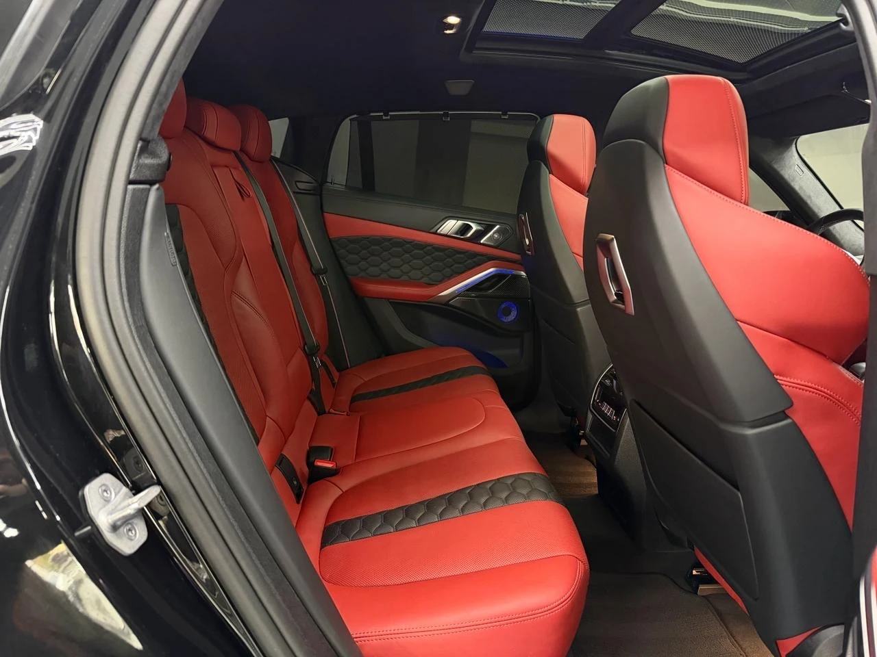 BMW X6 M Competition BowersWilkins Carbon SkyLounge 360 | Mobile.bg   10