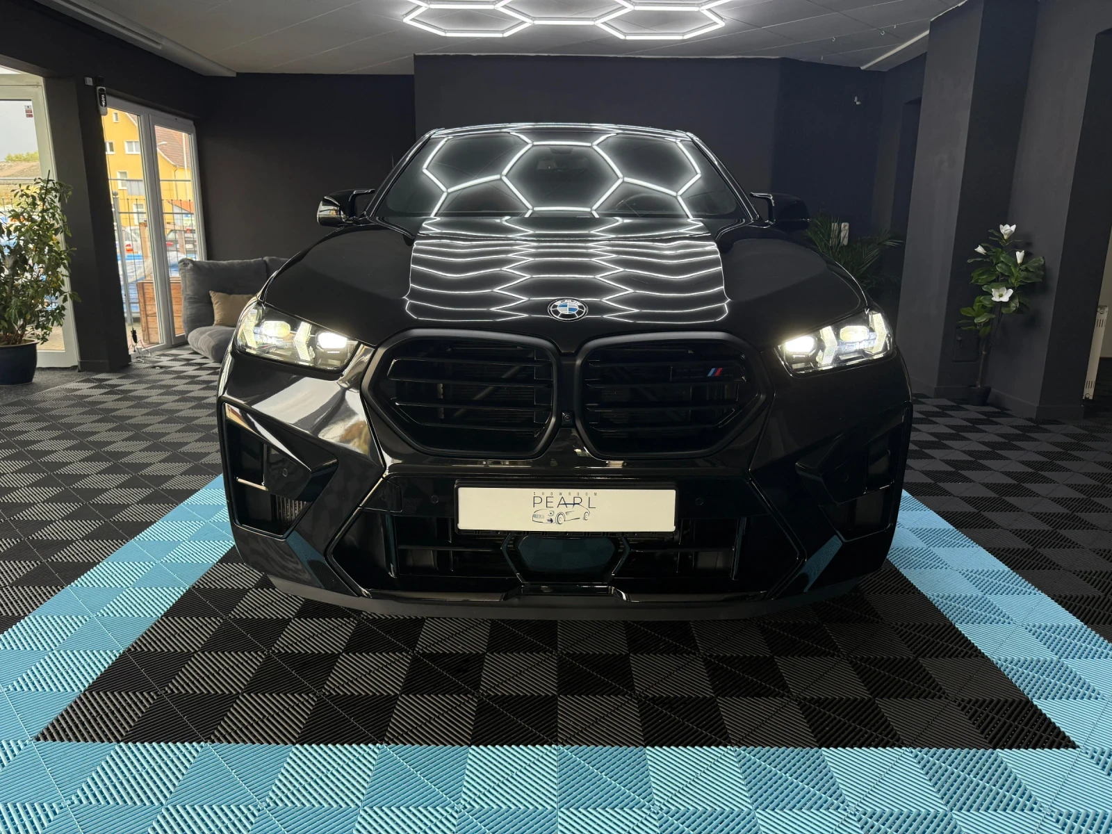 BMW X6 M Competition BowersWilkins Carbon SkyLounge 360 | Mobile.bg   2